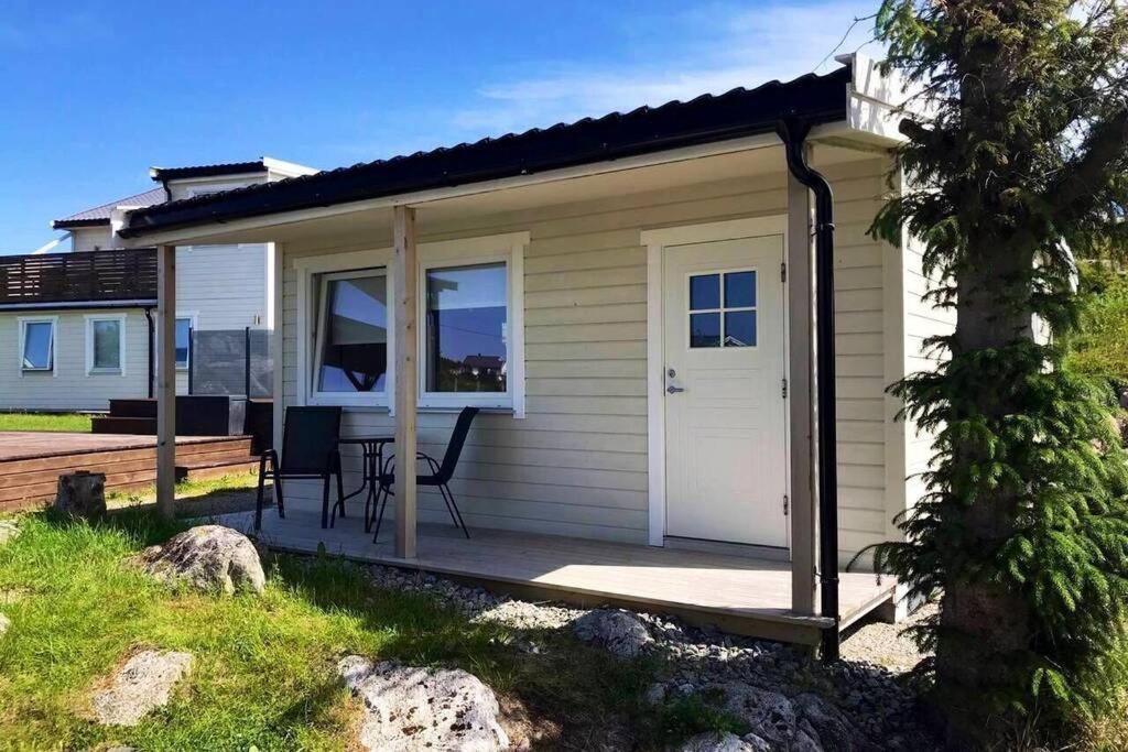 Feriehus Med Sjoutsikt Sætra Екстериор снимка